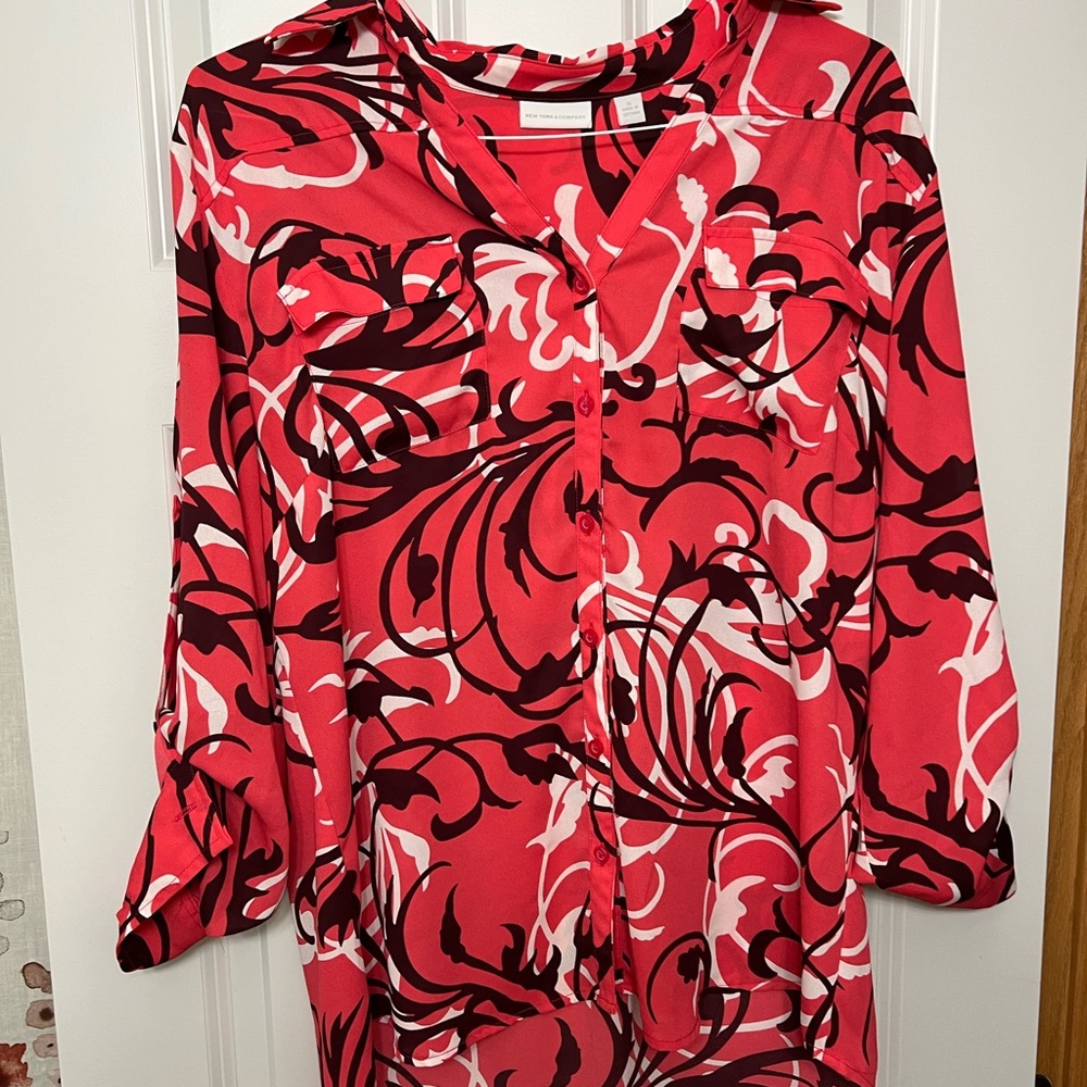 Women's Red Floral Button-Up Top